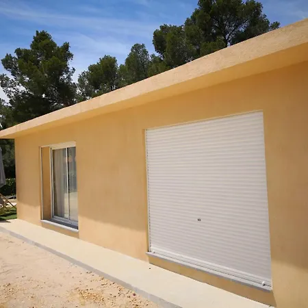別荘 Holiday Home Les Grives, Impasse Charre ラシオタ